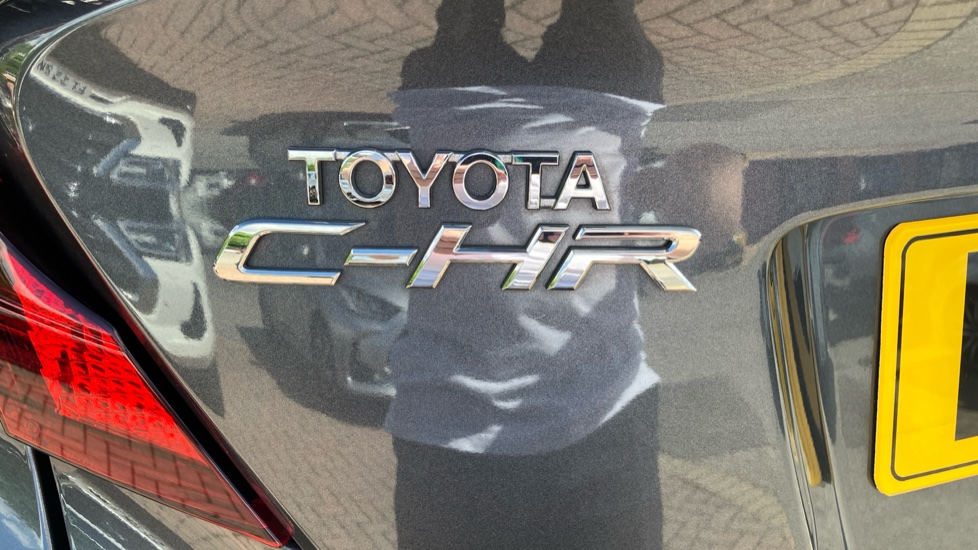Toyota C-HR 1.8 Hybrid Icon 5dr CVT Hybrid Hatchback - Image 54