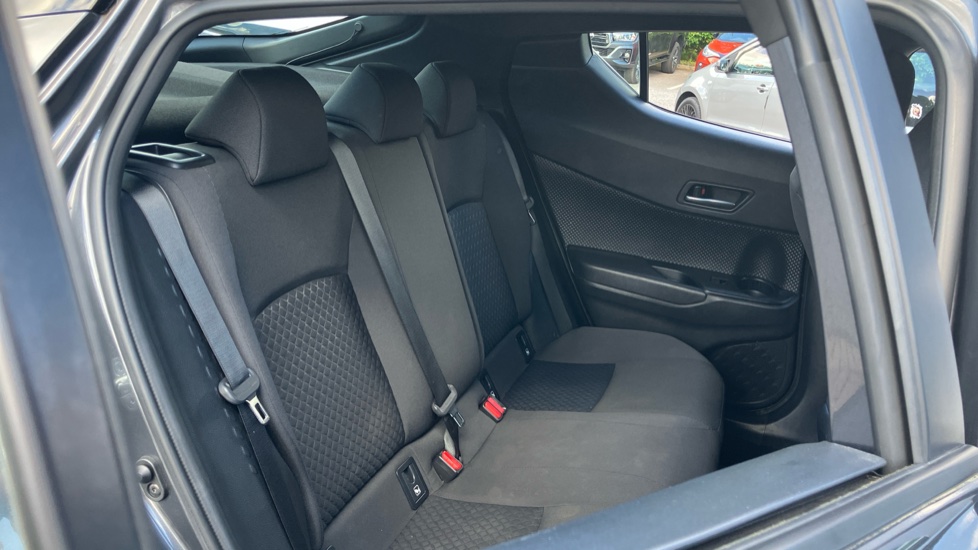 Toyota C-HR 1.8 Hybrid Icon 5dr CVT Hybrid Hatchback - Image 59