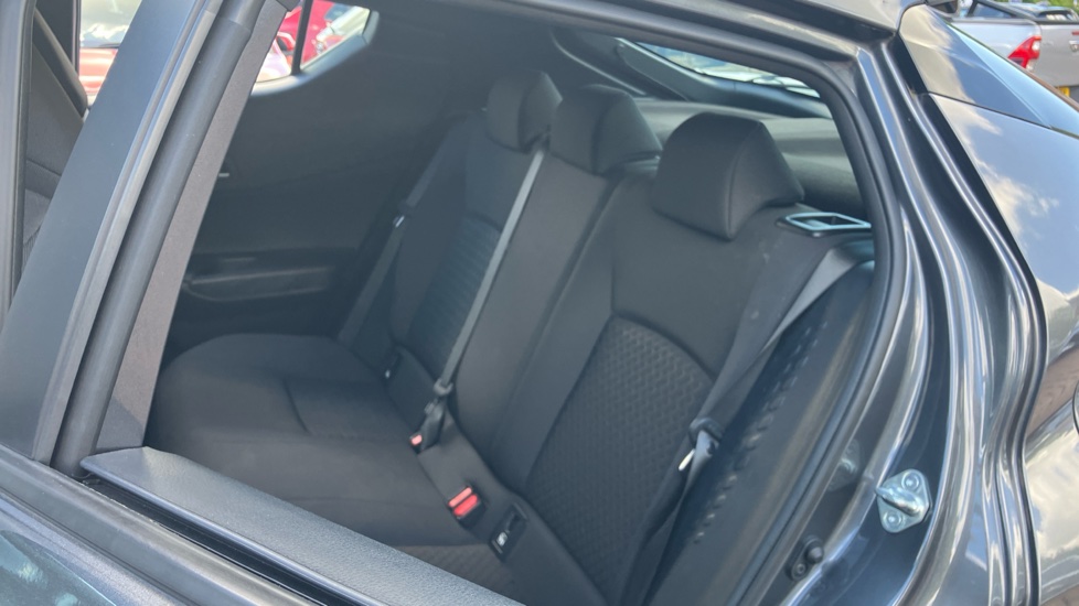 Toyota C-HR 1.8 Hybrid Icon 5dr CVT Hybrid Hatchback - Image 60