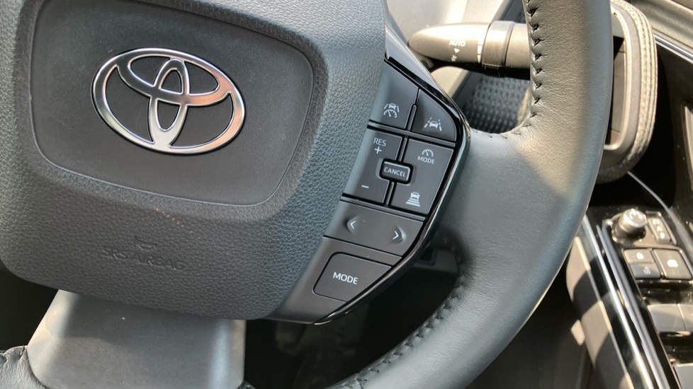 Toyota bZ4X 160kW Motion 71.4kWh 5dr Auto AWD [11kW] Electric Hatchback - Image 32