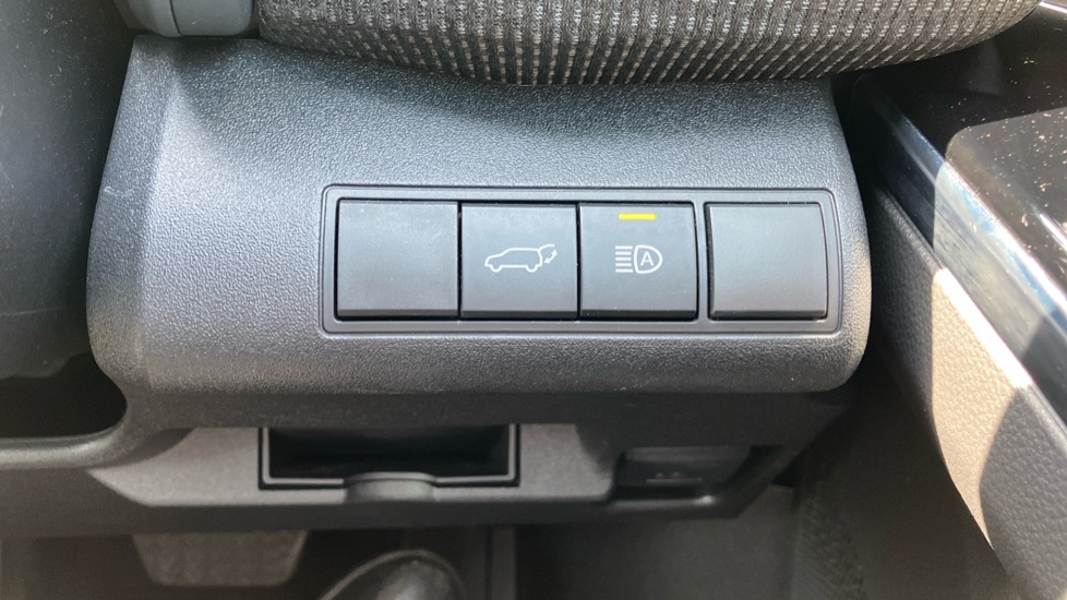 Toyota bZ4X 160kW Motion 71.4kWh 5dr Auto AWD [11kW] Electric Hatchback - Image 77