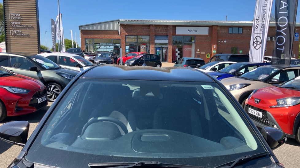 Toyota Aygo X 1.0 VVT-i Pure 5dr Petrol Hatchback - Image 29