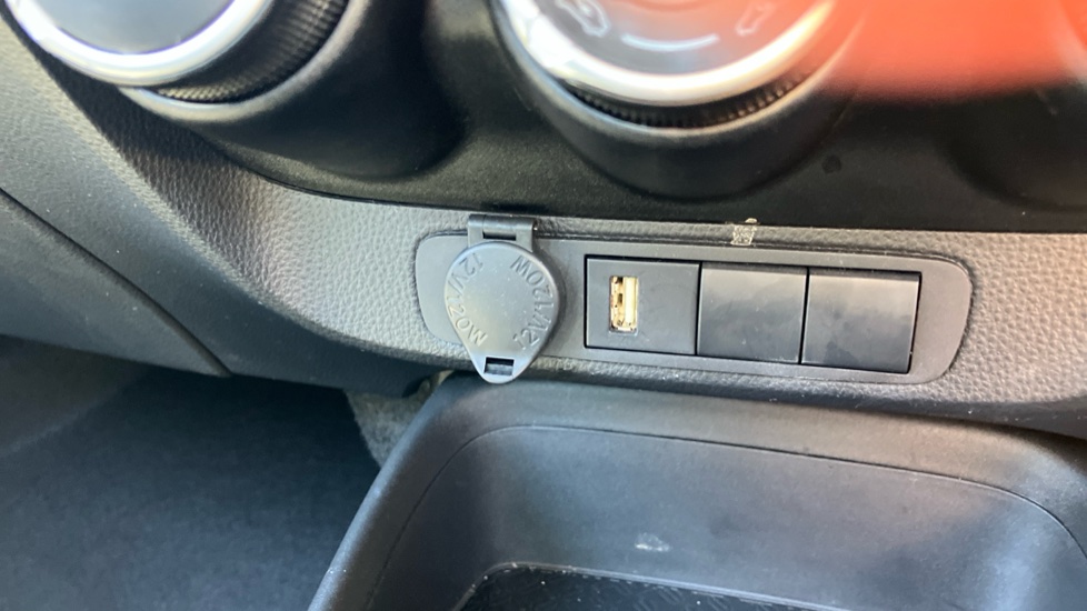 Toyota Aygo X 1.0 VVT-i Pure 5dr Petrol Hatchback - Image 39
