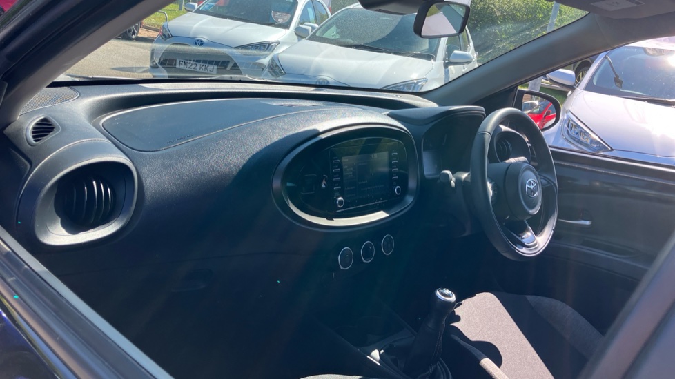 Toyota Aygo X 1.0 VVT-i Pure 5dr Petrol Hatchback - Image 60