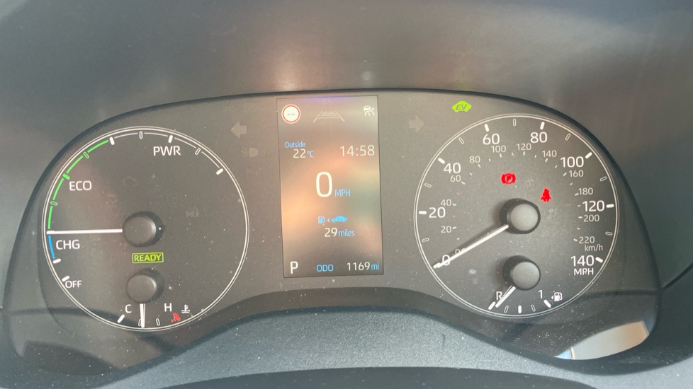 Toyota Yaris 1.5 Hybrid Icon 5dr CVT Hybrid Hatchback - Image 11