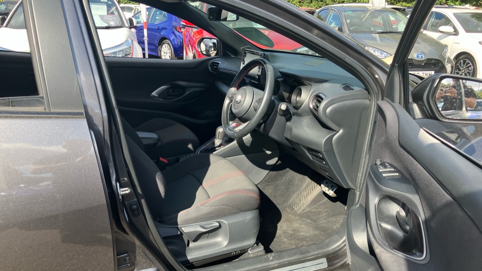 Toyota Yaris 1.5 Hybrid GR Sport 5dr CVT Hybrid Hatchback - Image 12