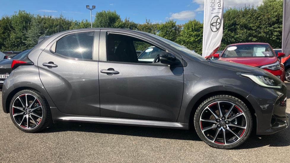 Toyota Yaris 1.5 Hybrid GR Sport 5dr CVT Hybrid Hatchback - Image 23