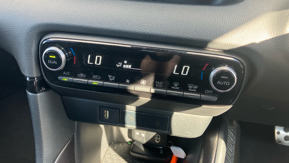 Toyota Yaris 1.5 Hybrid GR Sport 5dr CVT Hybrid Hatchback - Image 38