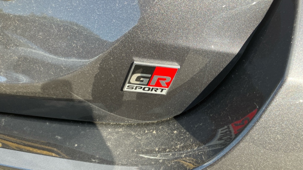 Toyota Yaris 1.5 Hybrid GR Sport 5dr CVT Hybrid Hatchback - Image 60