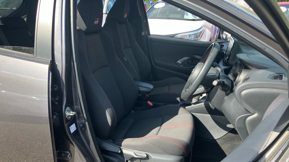 Toyota Yaris 1.5 Hybrid GR Sport 5dr CVT Hybrid Hatchback - Image 61