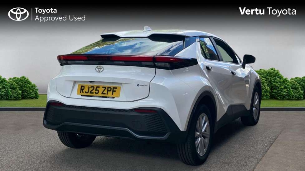 Toyota C-HR 1.8 Hybrid Icon 5dr CVT Hybrid Hatchback - Image 2