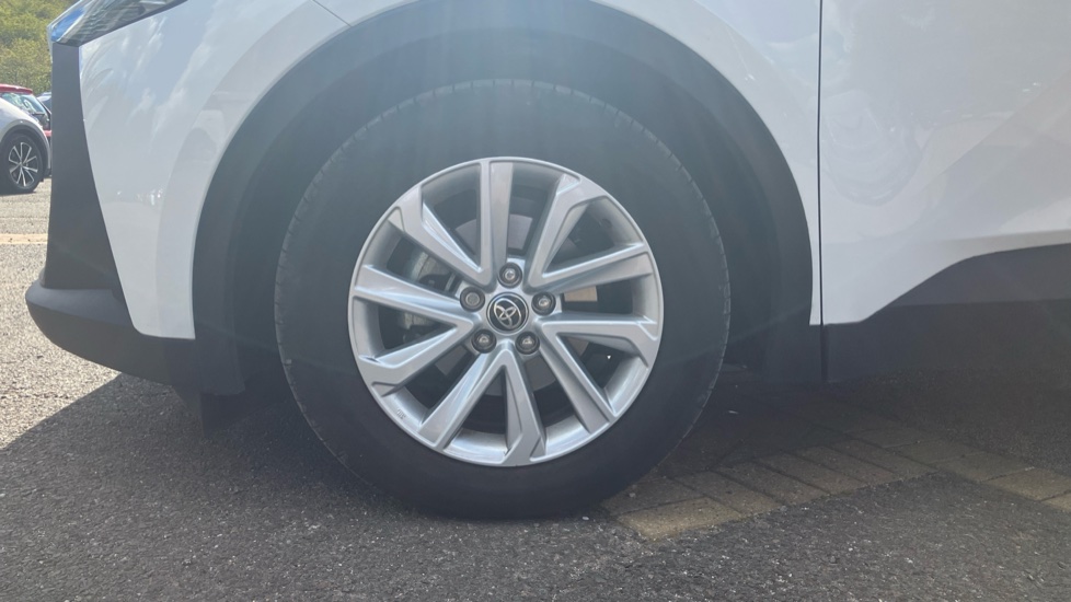 Toyota C-HR 1.8 Hybrid Icon 5dr CVT Hybrid Hatchback - Image 25