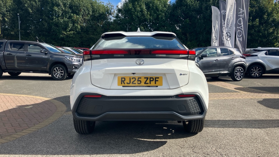 Toyota C-HR 1.8 Hybrid Icon 5dr CVT Hybrid Hatchback - Image 26
