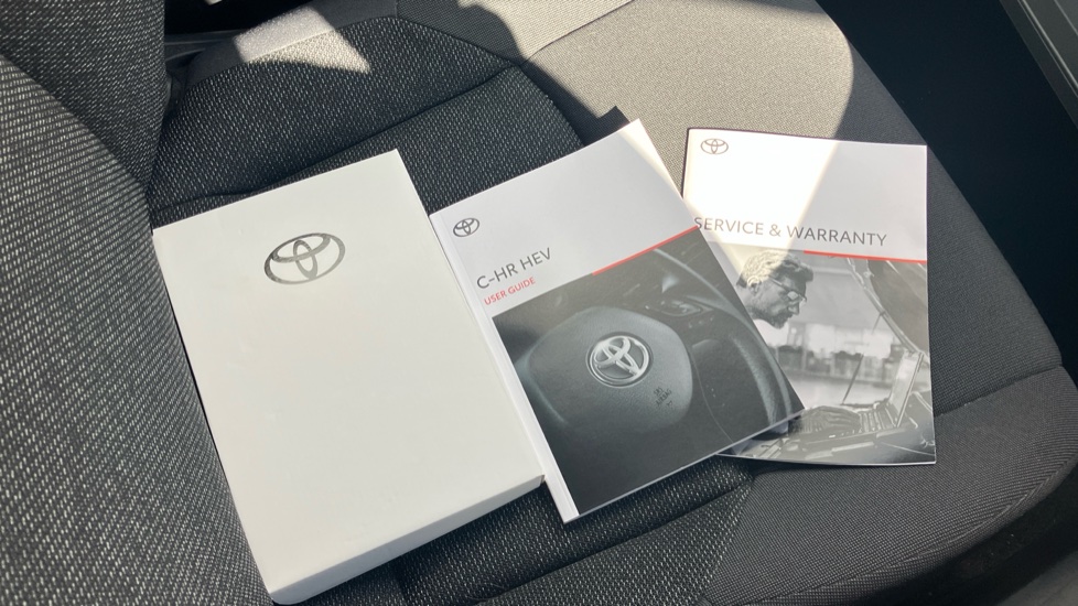 Toyota C-HR 1.8 Hybrid Icon 5dr CVT Hybrid Hatchback - Image 27
