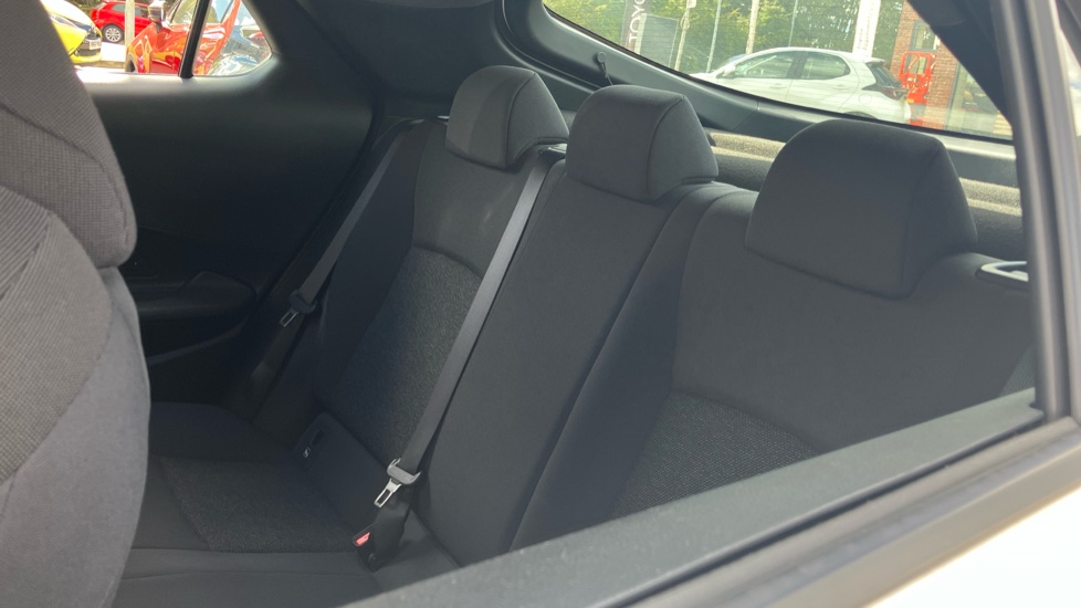 Toyota C-HR 1.8 Hybrid Icon 5dr CVT Hybrid Hatchback - Image 42