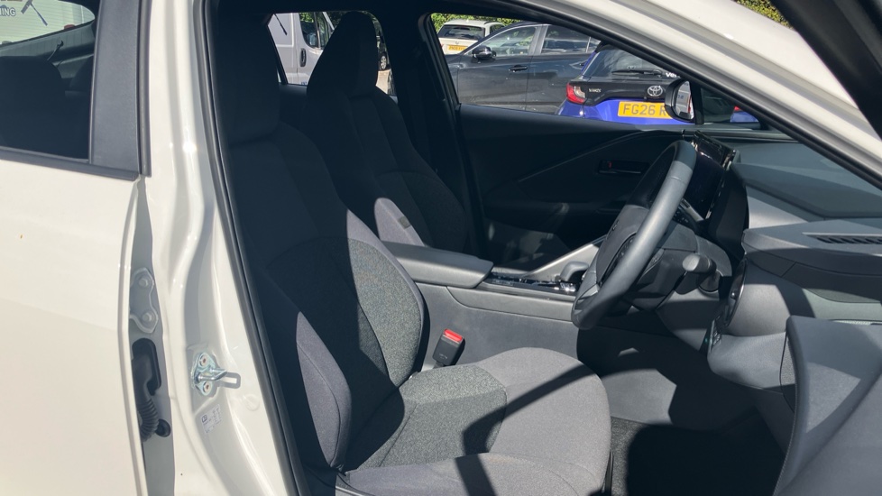 Toyota C-HR 1.8 Hybrid Icon 5dr CVT Hybrid Hatchback - Image 58