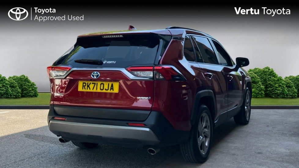 Toyota RAV4 2.5 VVT-i Hybrid Design 5dr CVT 2WD Hybrid Estate - Image 2