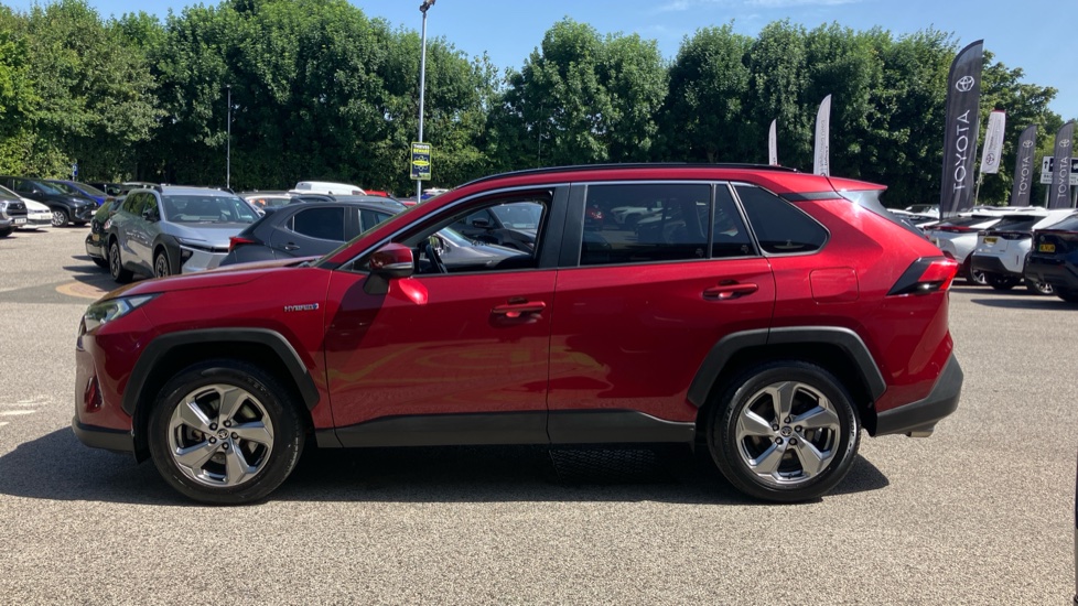Toyota RAV4 2.5 VVT-i Hybrid Design 5dr CVT 2WD Hybrid Estate - Image 24