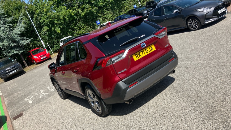 Toyota RAV4 2.5 VVT-i Hybrid Design 5dr CVT 2WD Hybrid Estate - Image 54