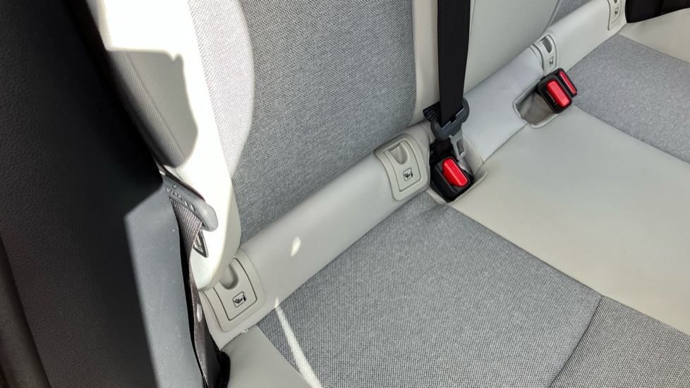 Toyota Yaris 1.5 Hybrid Excel 5dr CVT Hybrid Hatchback - Image 14