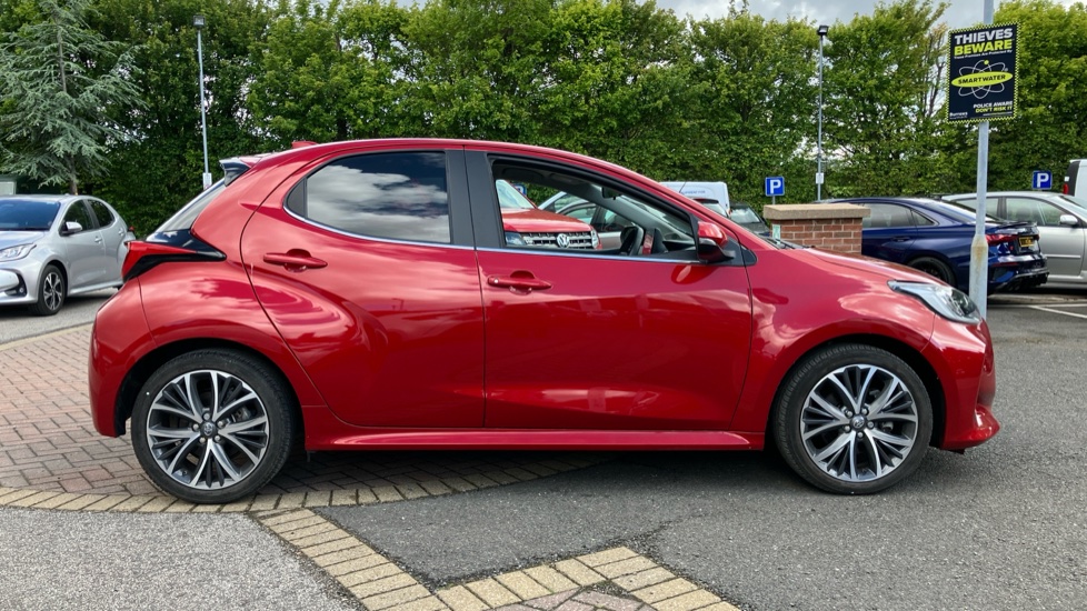 Toyota Yaris 1.5 Hybrid Excel 5dr CVT Hybrid Hatchback - Image 23