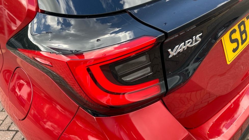 Toyota Yaris 1.5 Hybrid Excel 5dr CVT Hybrid Hatchback - Image 44