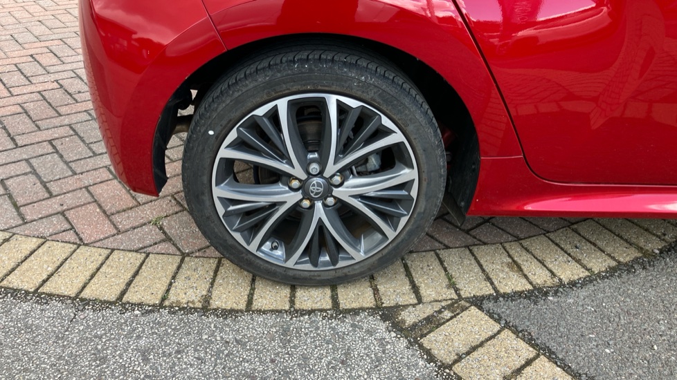 Toyota Yaris 1.5 Hybrid Excel 5dr CVT Hybrid Hatchback - Image 56