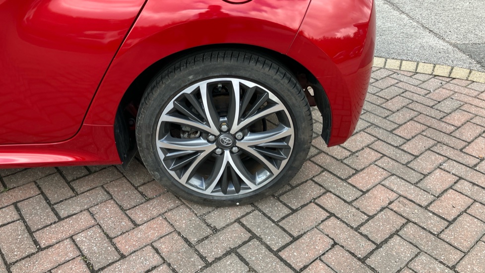 Toyota Yaris 1.5 Hybrid Excel 5dr CVT Hybrid Hatchback - Image 57