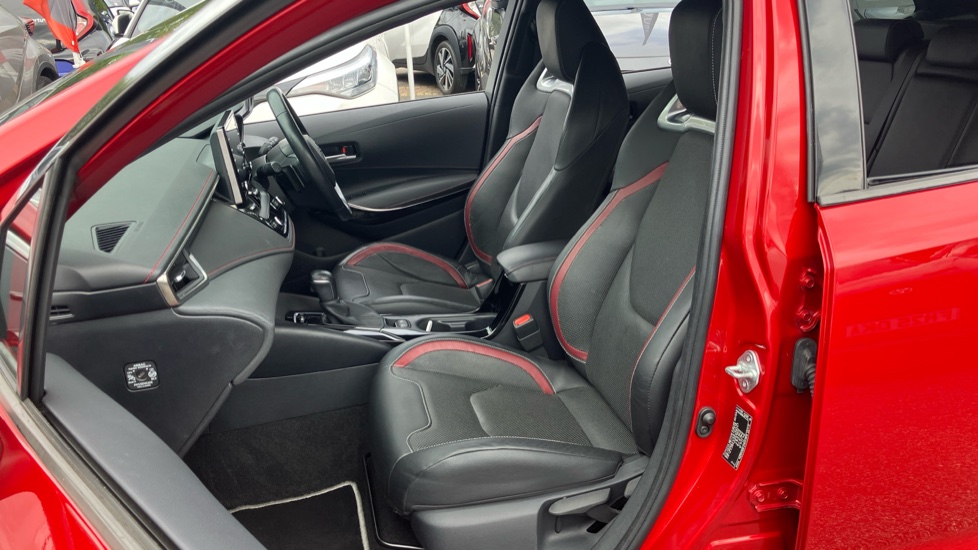 Toyota Corolla 2.0 VVT-i Hybrid Excel 5dr CVT Hybrid Estate - Image 67