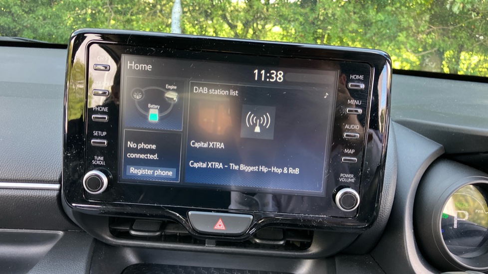 Toyota Yaris 1.5 Hybrid Design 5dr CVT Hybrid Hatchback - Image 9