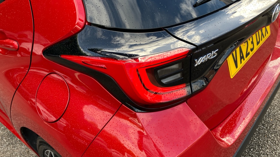 Toyota Yaris 1.5 Hybrid Design 5dr CVT Hybrid Hatchback - Image 21