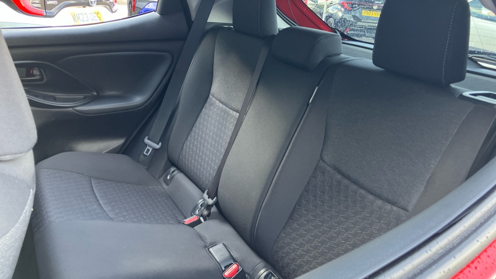 Toyota Yaris 1.5 Hybrid Design 5dr CVT Hybrid Hatchback - Image 42