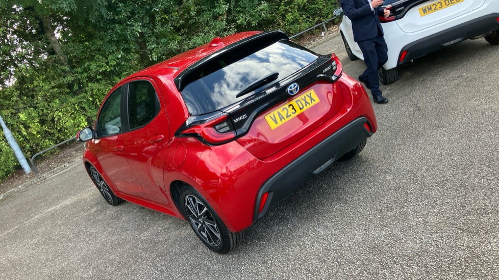 Toyota Yaris 1.5 Hybrid Design 5dr CVT Hybrid Hatchback - Image 52
