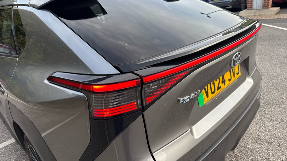 Toyota bZ4X 150kW Vision 71.4kWh 5dr Auto Electric Hatchback - Image 21
