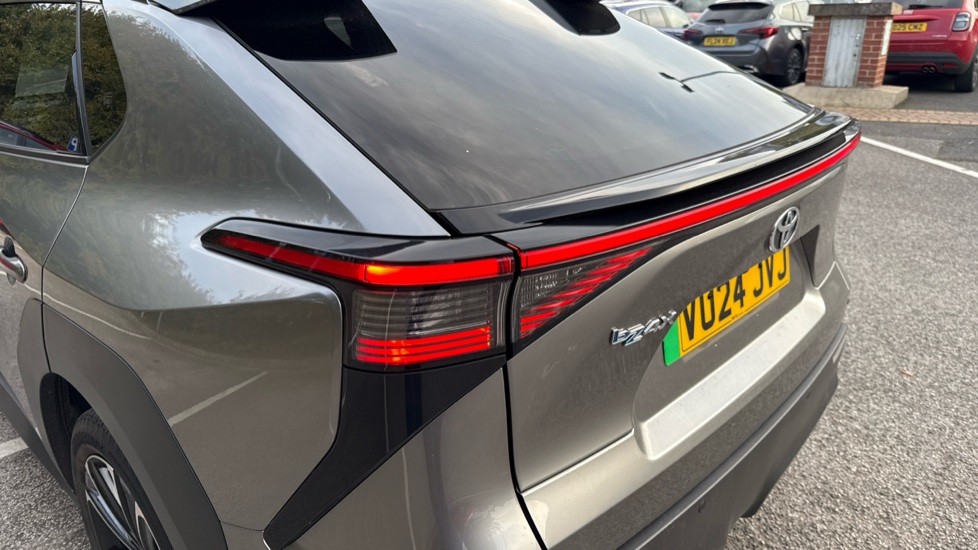 Toyota bZ4X 150kW Vision 71.4kWh 5dr Auto Electric Hatchback - Image 51