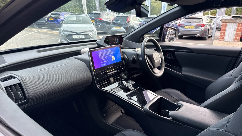 Toyota bZ4X 150kW Vision 71.4kWh 5dr Auto Electric Hatchback - Image 73