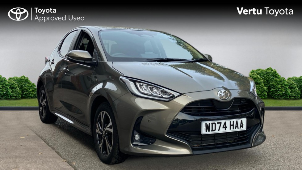 Toyota Yaris 1.5 Hybrid Design 5dr CVT Hybrid Hatchback - Image 1