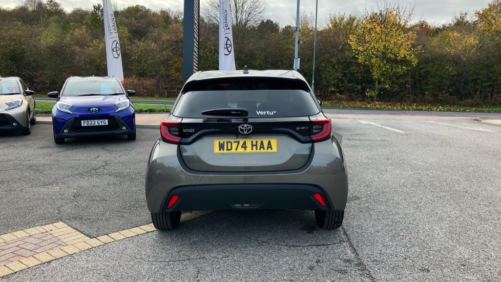 Toyota Yaris 1.5 Hybrid Design 5dr CVT Hybrid Hatchback - Image 19