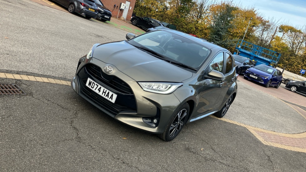Toyota Yaris 1.5 Hybrid Design 5dr CVT Hybrid Hatchback - Image 29