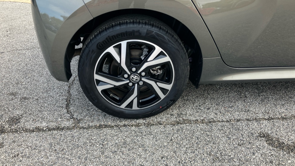 Toyota Yaris 1.5 Hybrid Design 5dr CVT Hybrid Hatchback - Image 34