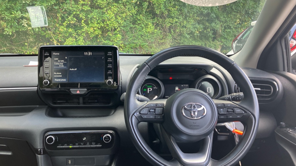Toyota Yaris 1.5 Hybrid Design 5dr CVT Hybrid Hatchback - Image 6