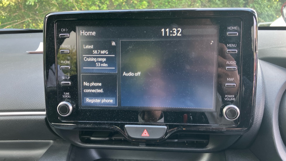 Toyota Yaris 1.5 Hybrid Design 5dr CVT Hybrid Hatchback - Image 9