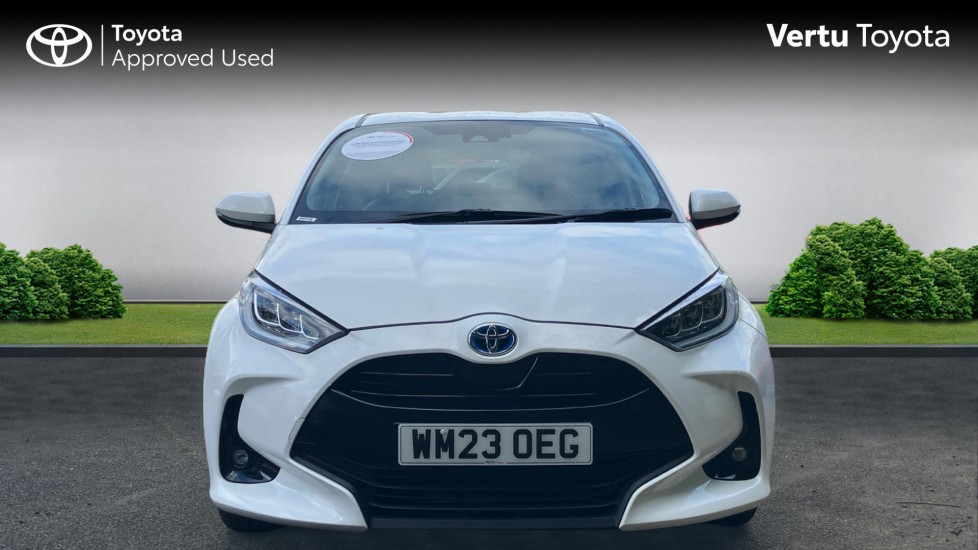 Toyota Yaris 1.5 Hybrid Design 5dr CVT Hybrid Hatchback - Image 22