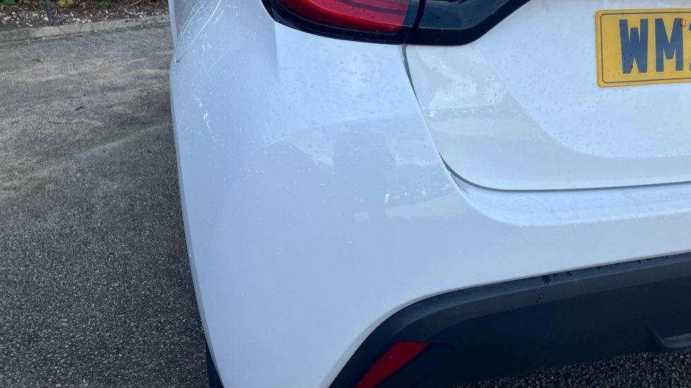 Toyota Yaris 1.5 Hybrid Design 5dr CVT Hybrid Hatchback - Image 34