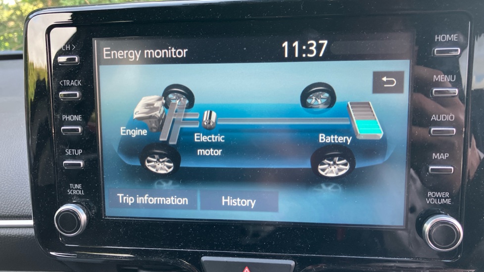 Toyota Yaris 1.5 Hybrid Design 5dr CVT Hybrid Hatchback - Image 49