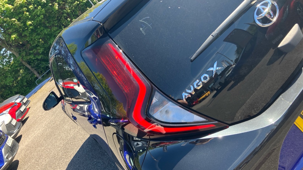 Toyota Aygo X 1.0 VVT-i Edge 5dr Petrol Hatchback - Image 21