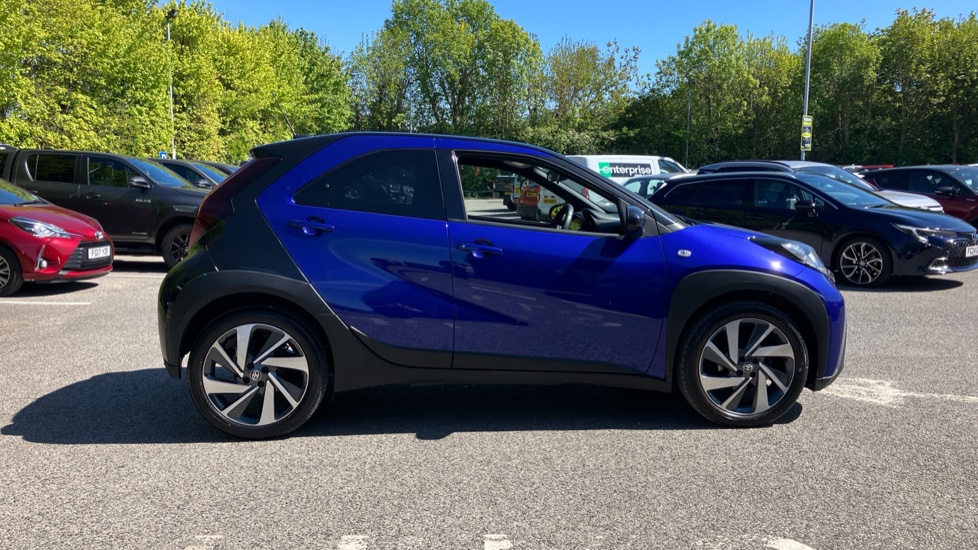 Toyota Aygo X 1.0 VVT-i Edge 5dr Petrol Hatchback - Image 23