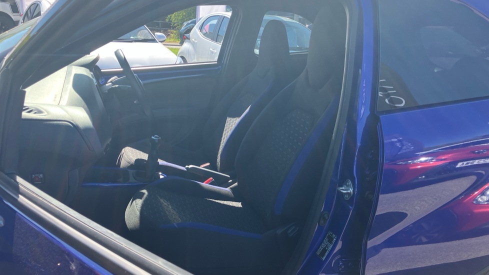 Toyota Aygo X 1.0 VVT-i Edge 5dr Petrol Hatchback - Image 59