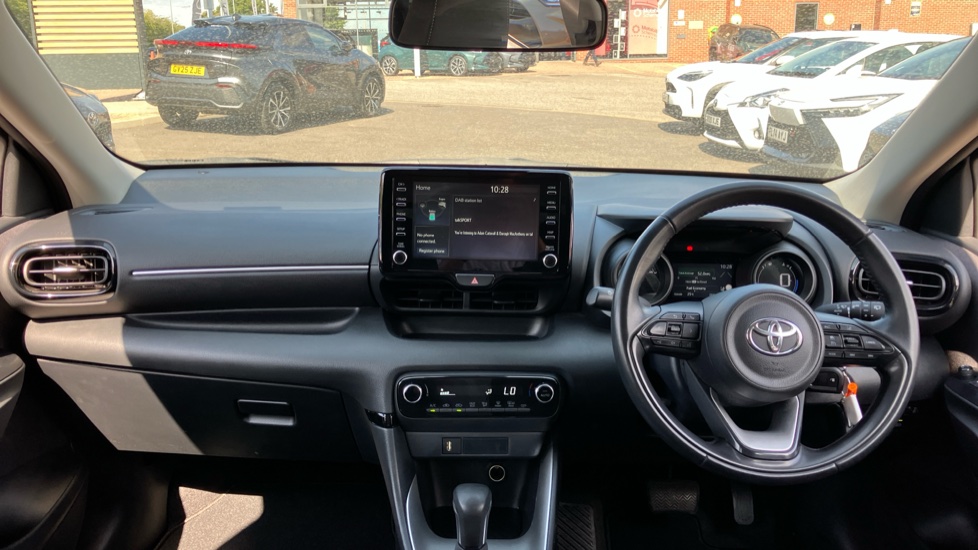 Toyota Yaris 1.5 Hybrid Design 5dr CVT Hybrid Hatchback - Image 6