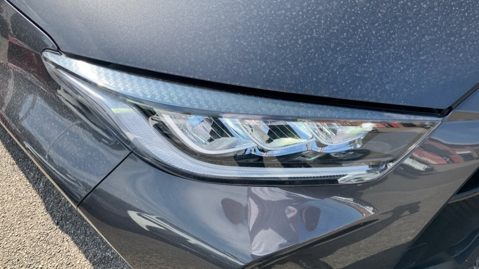 Toyota Yaris 1.5 Hybrid Design 5dr CVT Hybrid Hatchback - Image 20